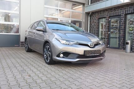Toyota Auris 113.500 km 10.990 &euro; Cappeln 49692
