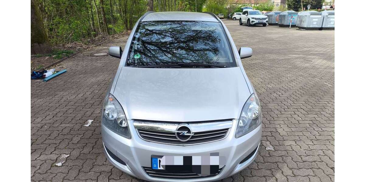 Opel Zafira 112.000 km 4.600 &euro; Illingen 66557