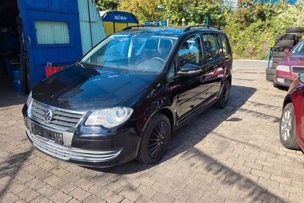 VW Touran 166.000 km 5.490 &euro; Berlin 12359