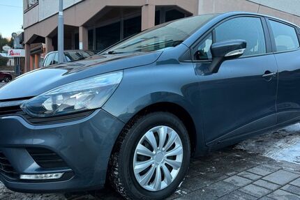 Renault Clio 50.337 km 7.999 &euro; Bad Wildbad 75323