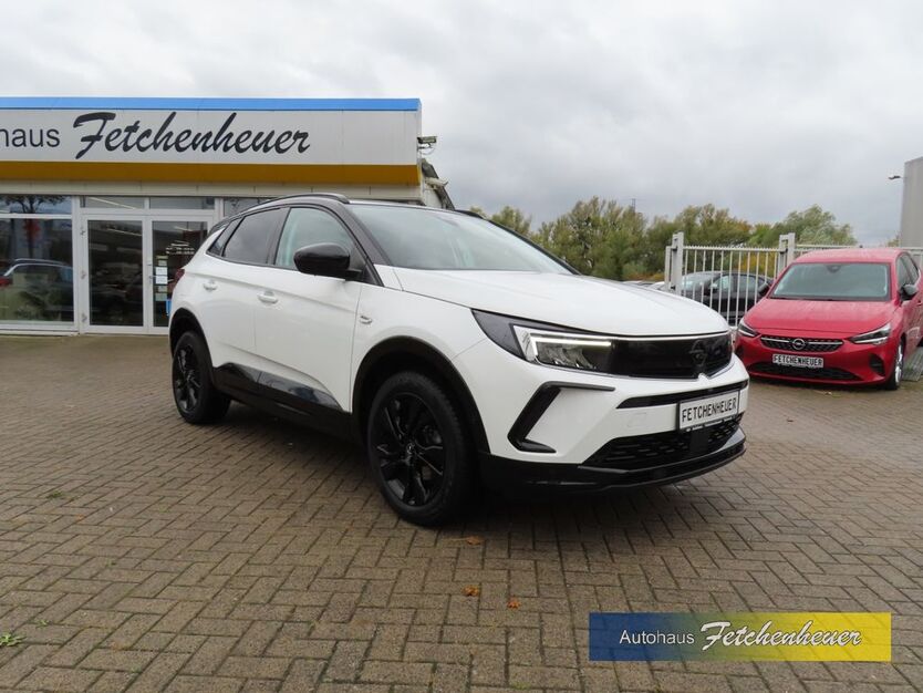 Opel Grandland (X) 32.157 km 21.590 € Schwerin 19057