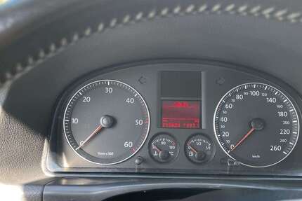VW Touran 214.555 km 3.300 &euro; Hilden, Stadt 40721