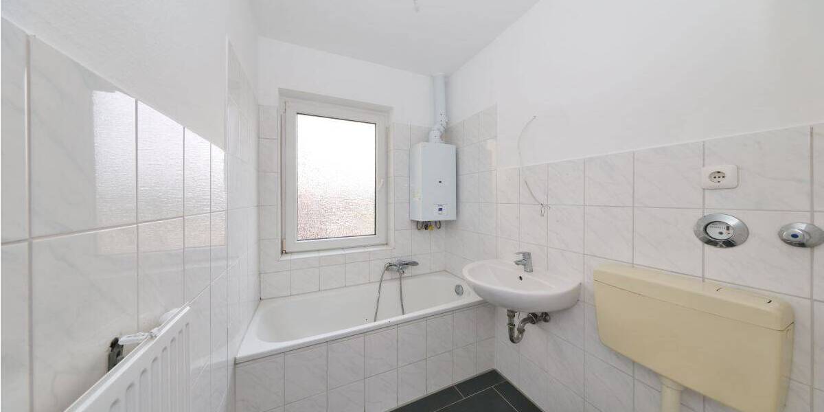 Etagenwohnung Wilhelmshaven Innenstadt - 3 Zimmer, 59 m&sup2;, 370&euro; | Angebot:26834378