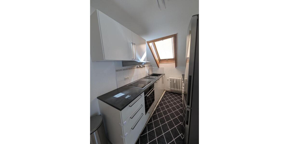 Dachgeschoßwohnung Köln Porz - 4 Zimmer, 94 m&sup2;, 1.310&euro; | Angebot:26285617