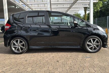 Honda Jazz 38.000 km 12.950 &euro; Dinslaken 46539