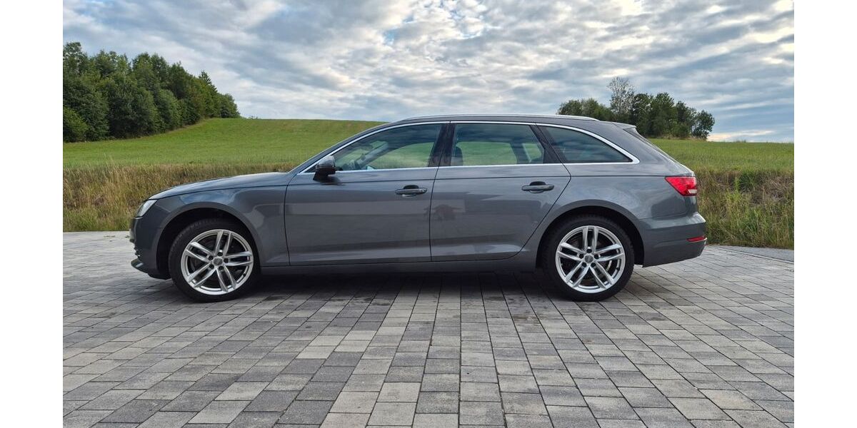 Audi A4 152.000 km 14.200 &euro; Grainet 94143