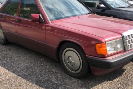 Mercedes-Benz 190 590.000 km 1.950 € Wertheim am Main 97877