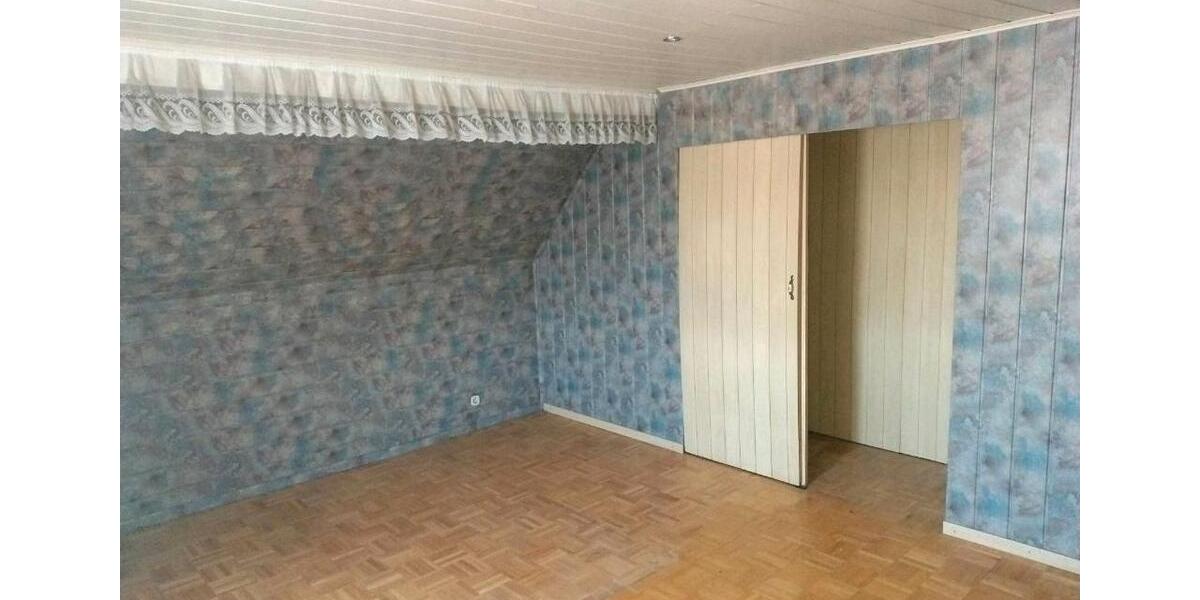 Einfamilienhaus Burg - 6 Zimmer, 145 m&sup2;, 145.000&euro; | Angebot:26037581