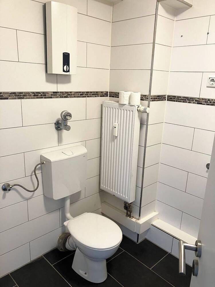 Ihr Zuhause mit Balkon-Fernblick ins Grüne! 2 Zimmer, guter Schnitt, Wannenbad, Abstellraum, Aufzug