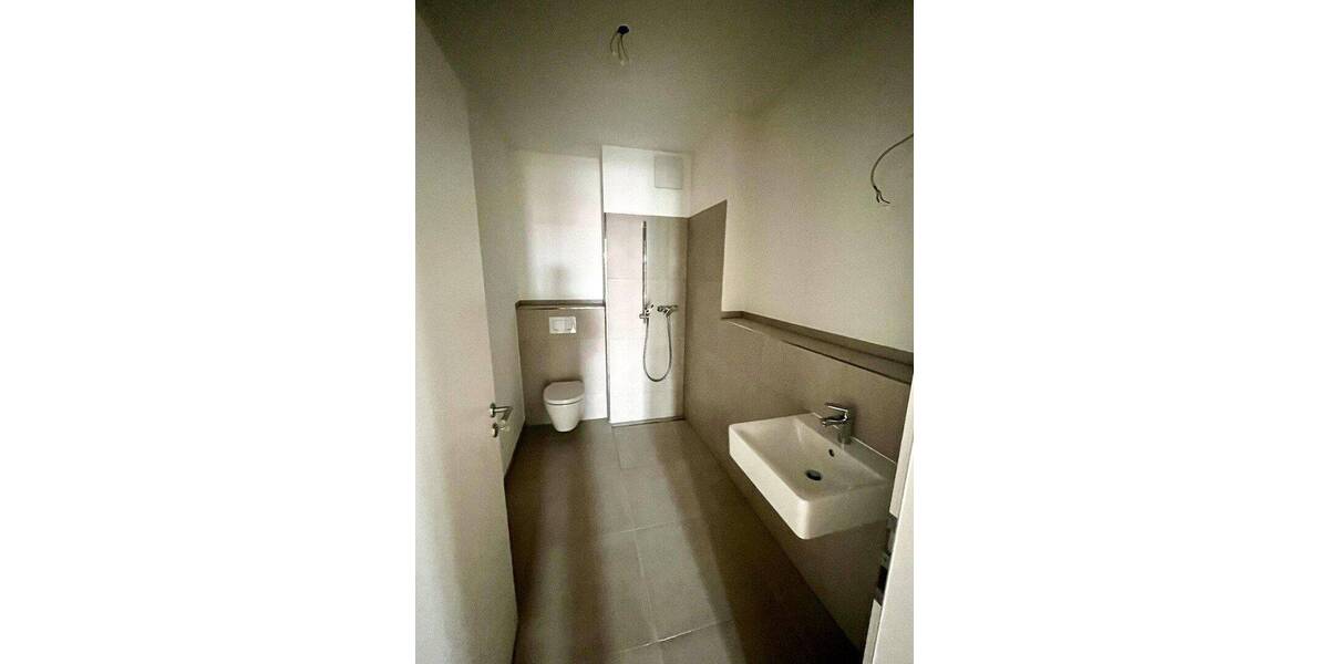 Etagenwohnung Frechen Bachem - 4 Zimmer, 116 m&sup2;, 2.050&euro; | Angebot:26841285