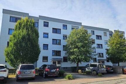 Helle 4,5-Zi-DG-Wohnung 100 m² + Südbalkon + 2 Garagen 4 zimmer