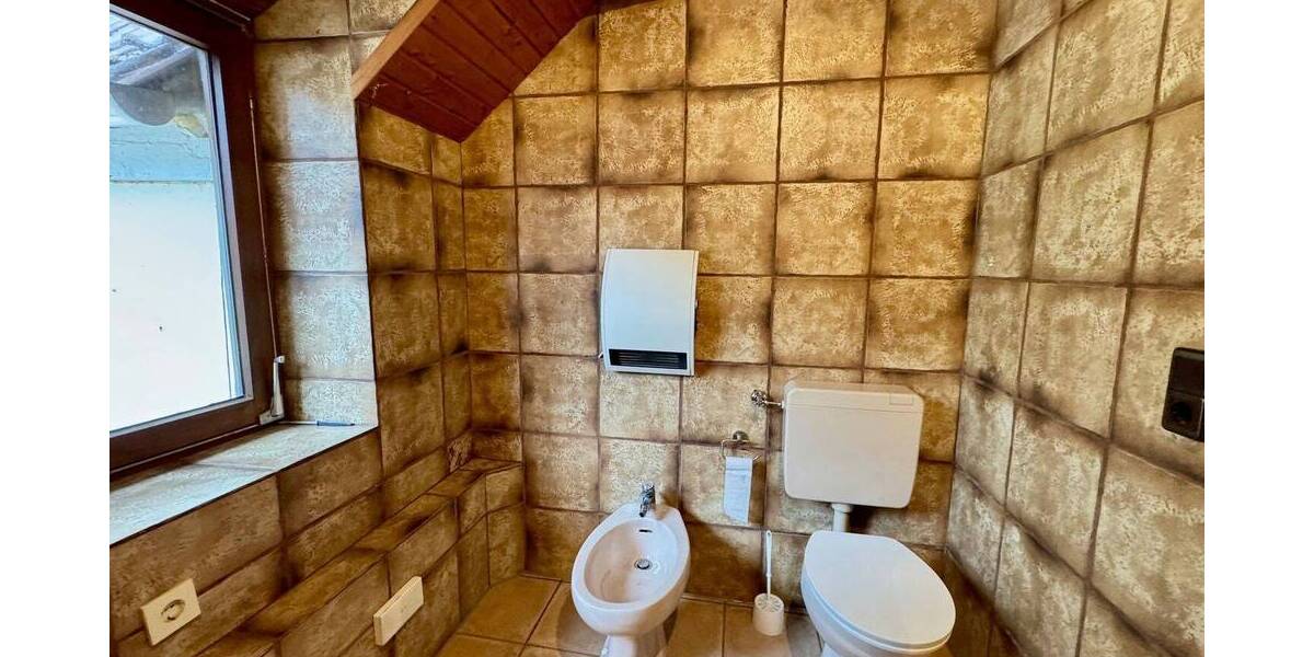 Doppelhaushälfte Lüdenscheid Oberrahmede - 4 Zimmer, 103 m&sup2;, 149.000&euro; | Angebot:26843685