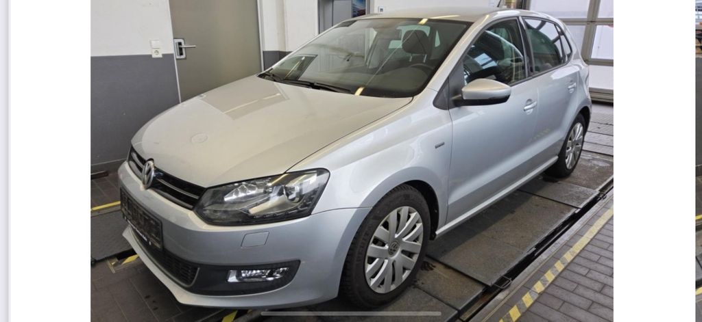 VW Polo 116.180 km 9.800 &euro; Berlin-Schönefeld 12529