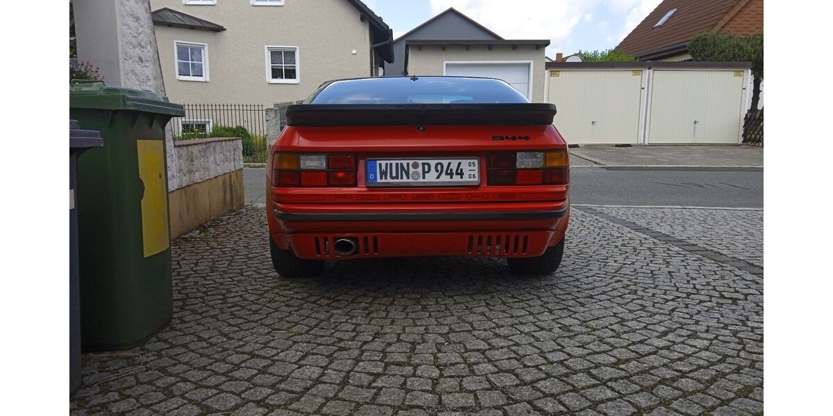 Porsche 944 208.000 km 17.800 &euro; Kirchenlamitz 95153