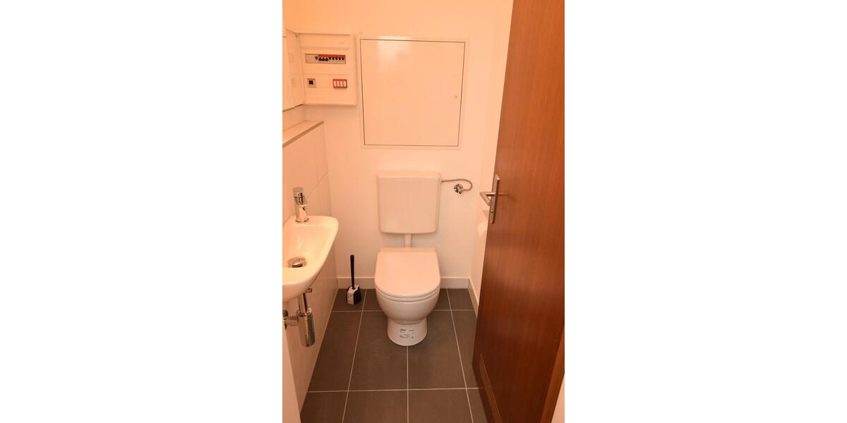 Etagenwohnung Unterhaching - 3 Zimmer, 70 m&sup2;, 1.800&euro; | Angebot:25990547