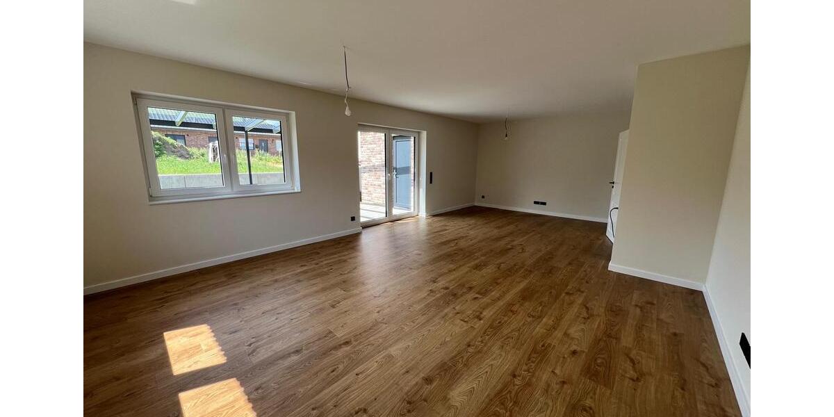 Doppelhaushälfte Bremervörde - 4 Zimmer, 140 m&sup2;, 1.600&euro; | Angebot:25236575