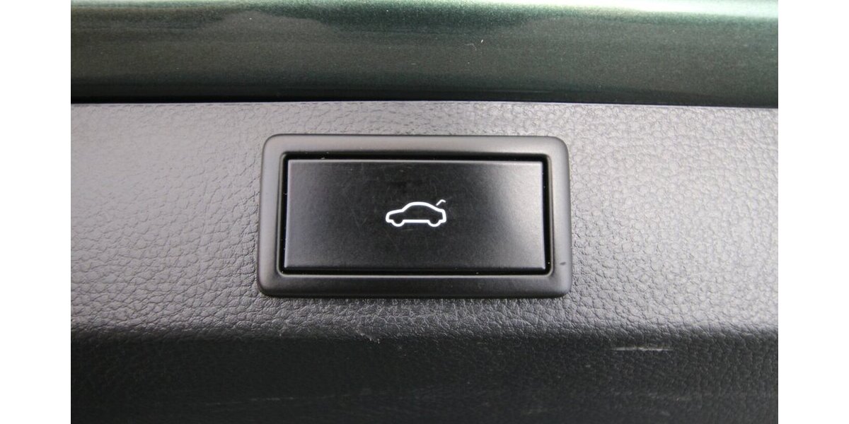 Skoda Karoq 1.5 TSI 7-DSG Style NAVI+LED+KAMERA+ALU18 124.679 km 17.900 &euro; Hagenow 19230