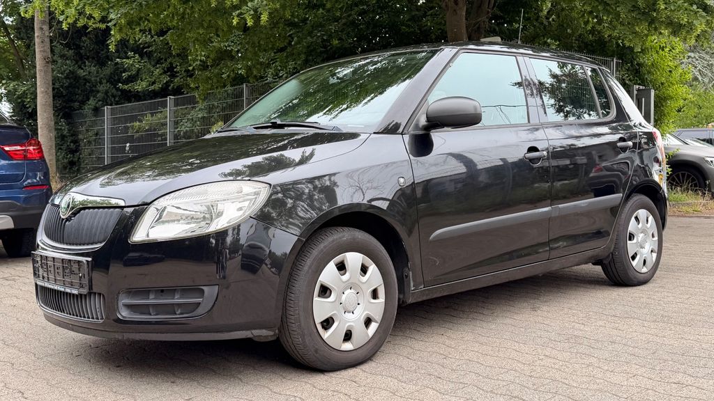 Skoda Fabia 140.100 km 2.900 &euro; Freiburg 79108