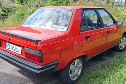 Renault R 9 107.000 km 3.800 &euro; Merenberg 34799