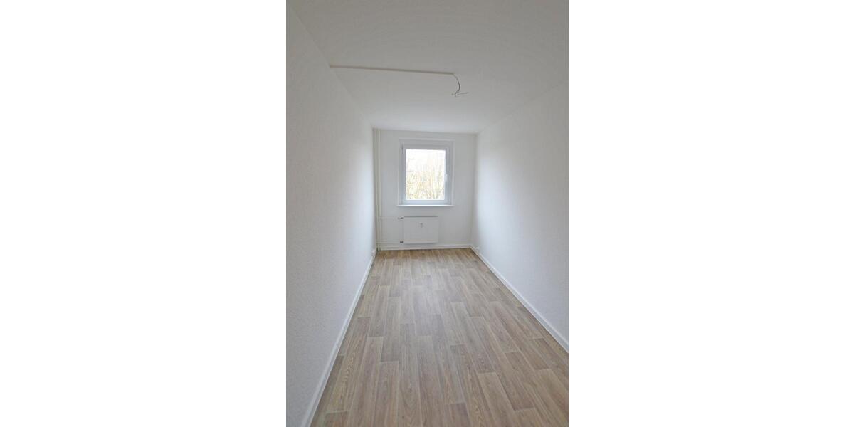 Etagenwohnung Sangerhausen - 4 Zimmer, 72 m&sup2;, 446&euro; | Angebot:26381074