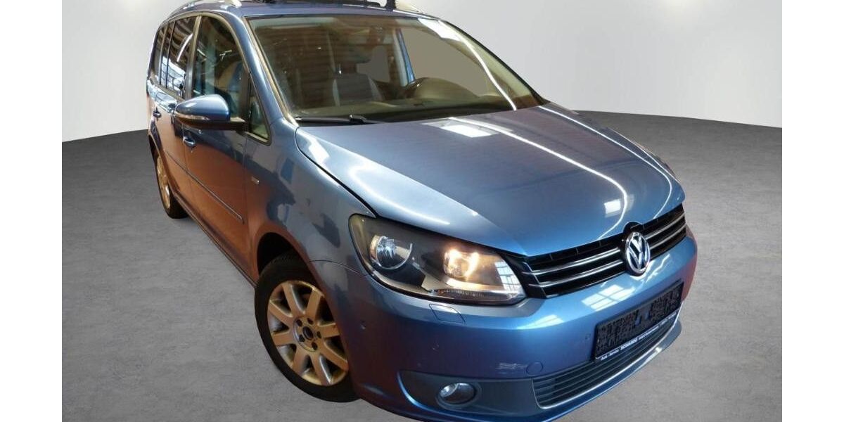 VW Touran 300.778 km 5.950 &euro; Gersfeld 36129