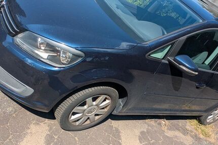 VW Touran 224.000 km 5.500 &euro; Salzhausen 21376