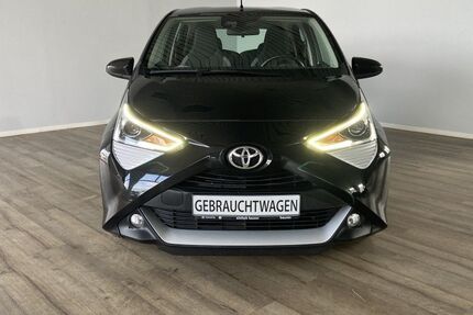 Toyota Aygo (X) 68.386 km 10.490 € Rotenburg 27356