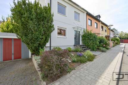 Haus Bayreuth westlicher Roter Hügel - 6 Zimmer, 145 m&sup2;, 1.380&euro; | Angebot:26429323