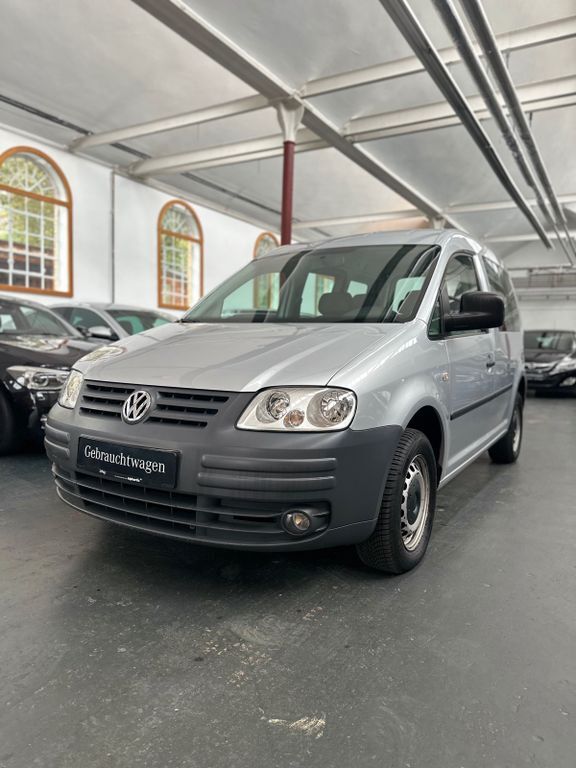 VW Caddy 140.000 km 4.590 € Pfullingen 72793