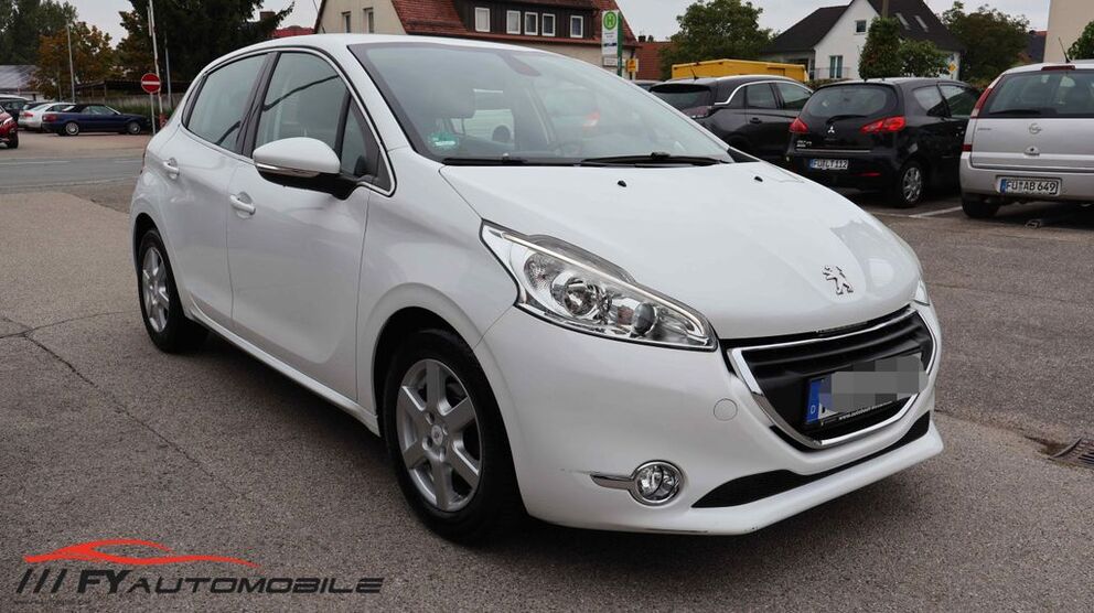 Peugeot 208 103.000 km 9.990 € Fürth 90765