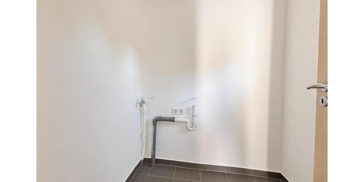 Freundliche Wohnung mit einem Schlafzimmer, sowie Büro 3 zimmer