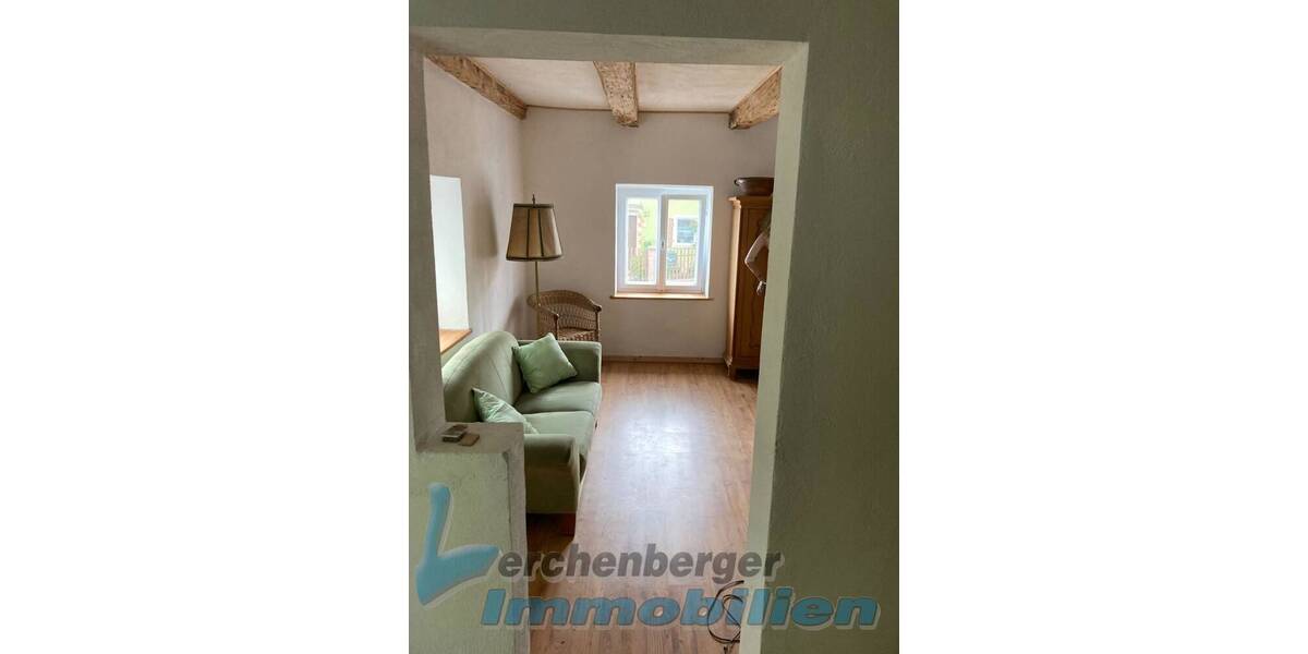 Mehrfamilienhaus, Wohnhaus Landau an der Isar Landau - 7 Zimmer, 200 m&sup2;, 289.000&euro; | Angebot:26359036