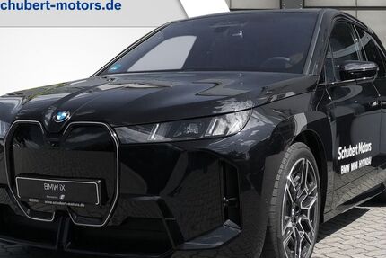 BMW iX 3.900 km 89.890 € Magdeburg 39108