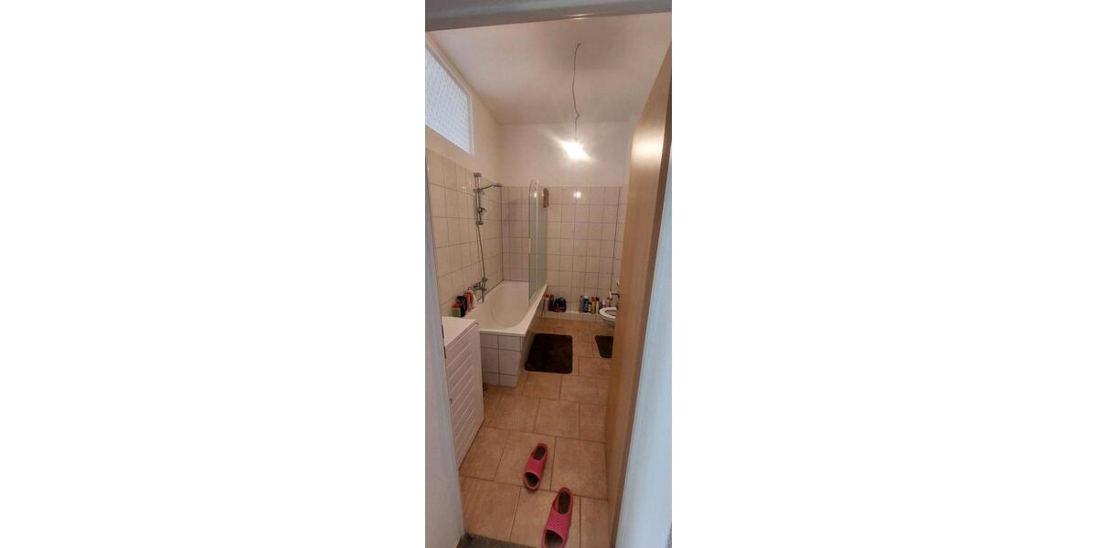 Etagenwohnung Bitterfeld-Wolfen Bitterfeld - 1 Zimmer, 63 m&sup2;, 555&euro; | Angebot:27650164