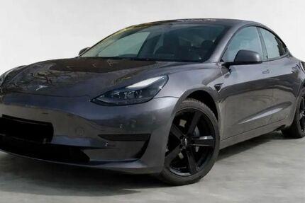 Tesla Model 3 14.957 km 33.150 &euro; Stuttgart 70182