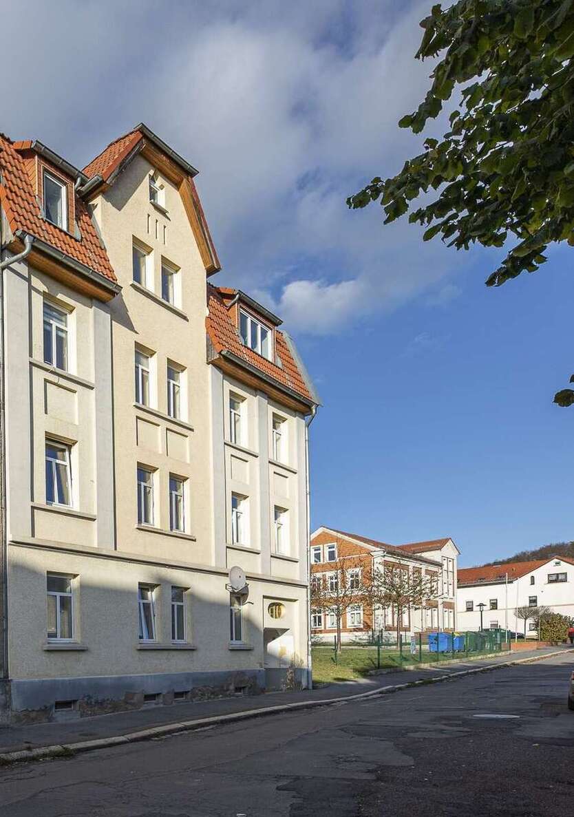 Entwicklungsobjekt mit Substanz – Mehrfamilienhaus in zentraler Lage von Gera zimmer