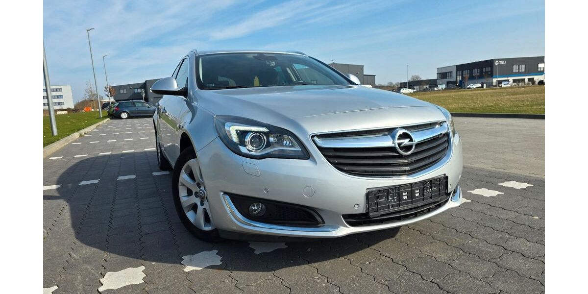 Opel Insignia 119.000 km 9.990 &euro; Ahrensburg 22926