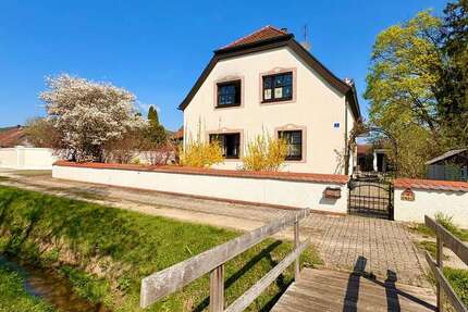 Haus Berching - 9 Zimmer, 285 m&sup2;, 600.000&euro; | Angebot:26448956