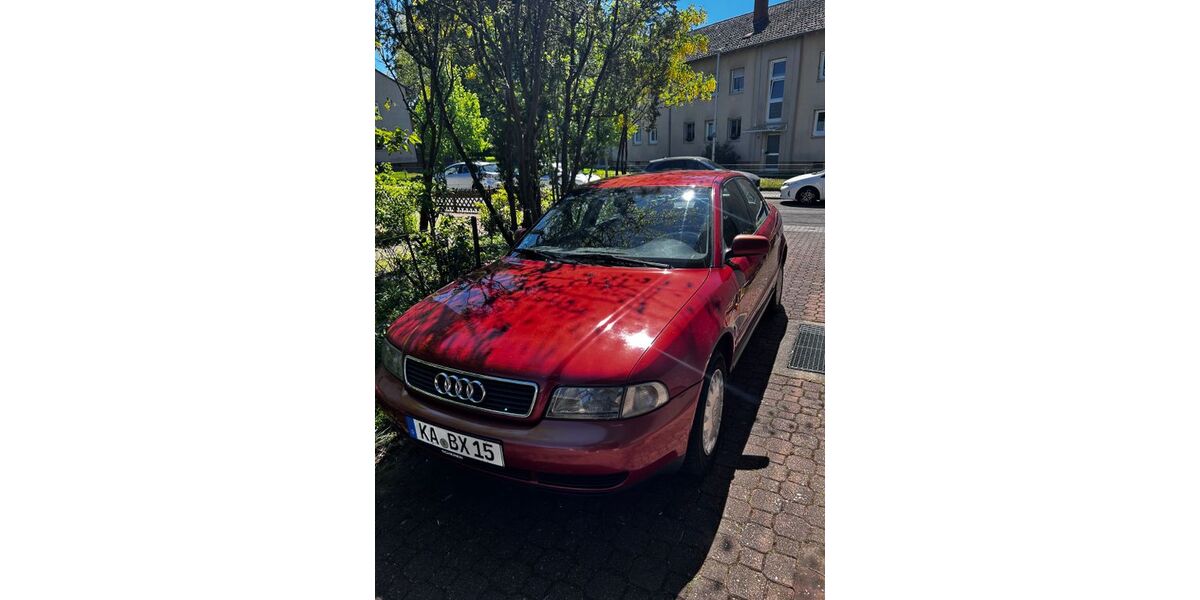Audi A4 137.562 km 2.200 &euro; Karlsruhe 76187