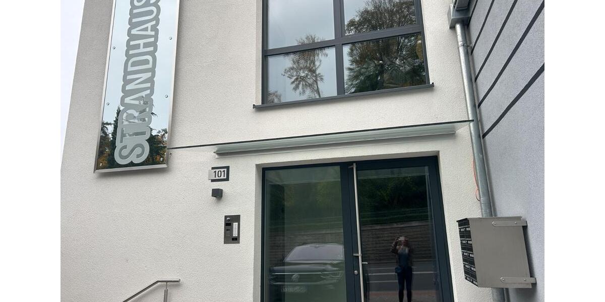 Luxus 2-Zi.Penthouse Whg,direkt an der Weser,EBK,Garage,Fahrstuhl 2 zimmer