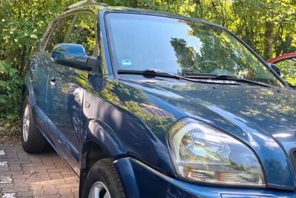 Hyundai TUCSON 164.000 km 3.900 &euro; Pforzheim 75181