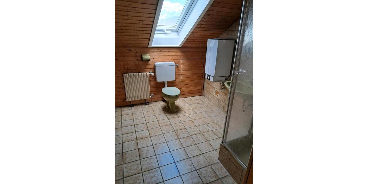Einfamilienhaus Margetshöchheim - 8 Zimmer, 150 m&sup2;, 580.000&euro; | Angebot:25807340