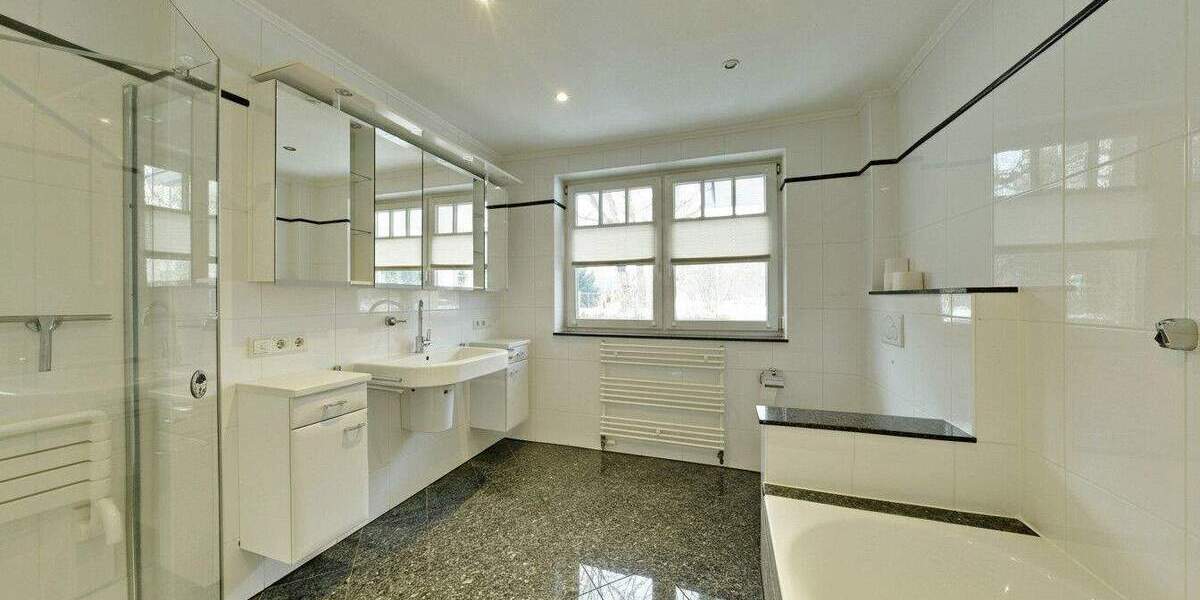 Einfamilienhaus Delmenhorst Mitte - 4 Zimmer, 153 m&sup2;, 725.000&euro; | Angebot:24871923