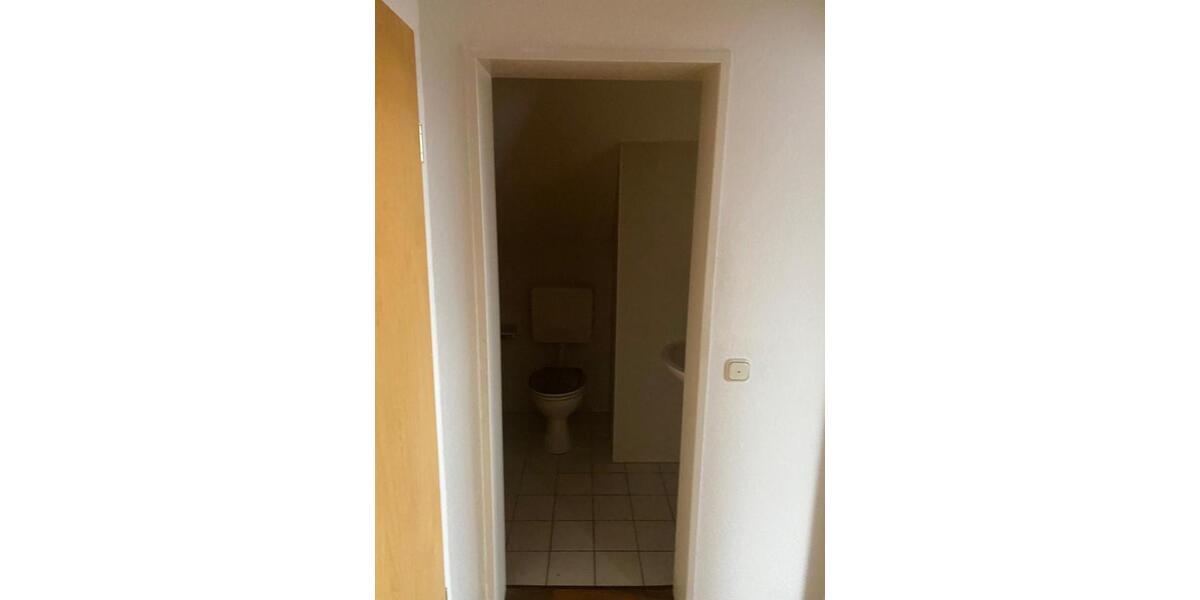 Dachgeschoßwohnung Salzatal - 1.5 Zimmer, 28 m&sup2;, 40.500&euro; | Angebot:23429092