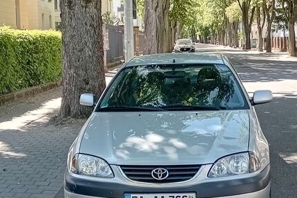Toyota Avensis 90.100 km 7.700 &euro; Rastatt 76437