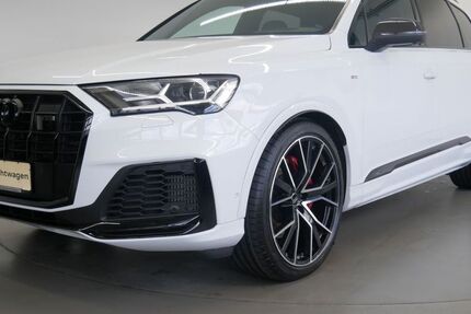 Audi Q7 87.920 km 54.630 &euro; Passau 94036