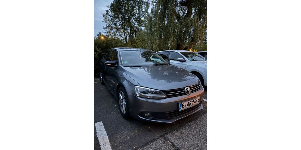 VW Jetta 127.200 km 5.500 &euro; Berlin 13057