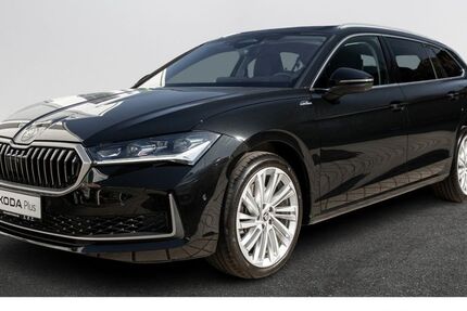 Skoda Superb 16.100 km 47.538 € Schenefeld 22869