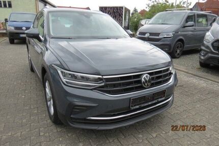 VW Tiguan 29.676 km 29.995 &euro; Breitungen 98597