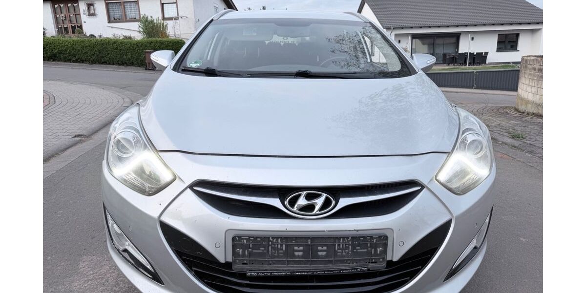 Hyundai i40 129.000 km 7.200 &euro; Steinbach am donnersberg 67808